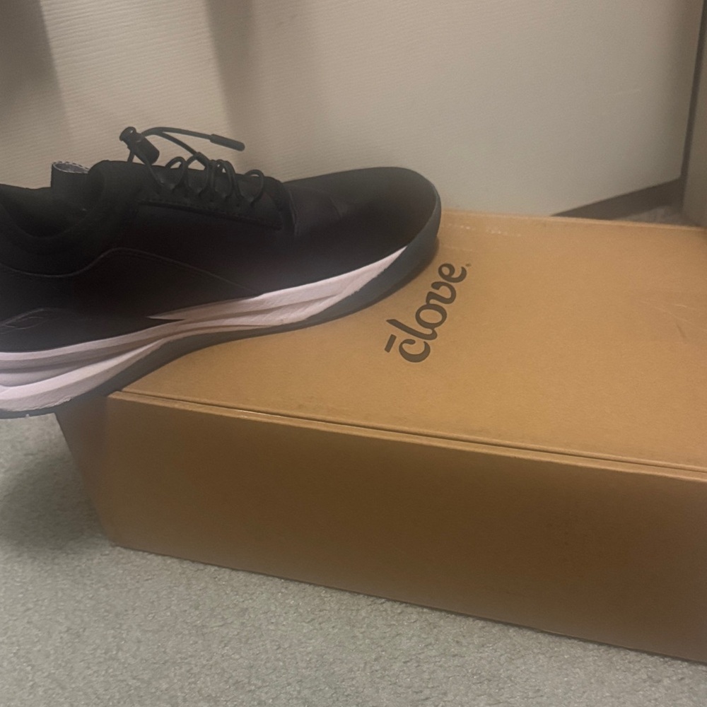 Women’s Sneakers